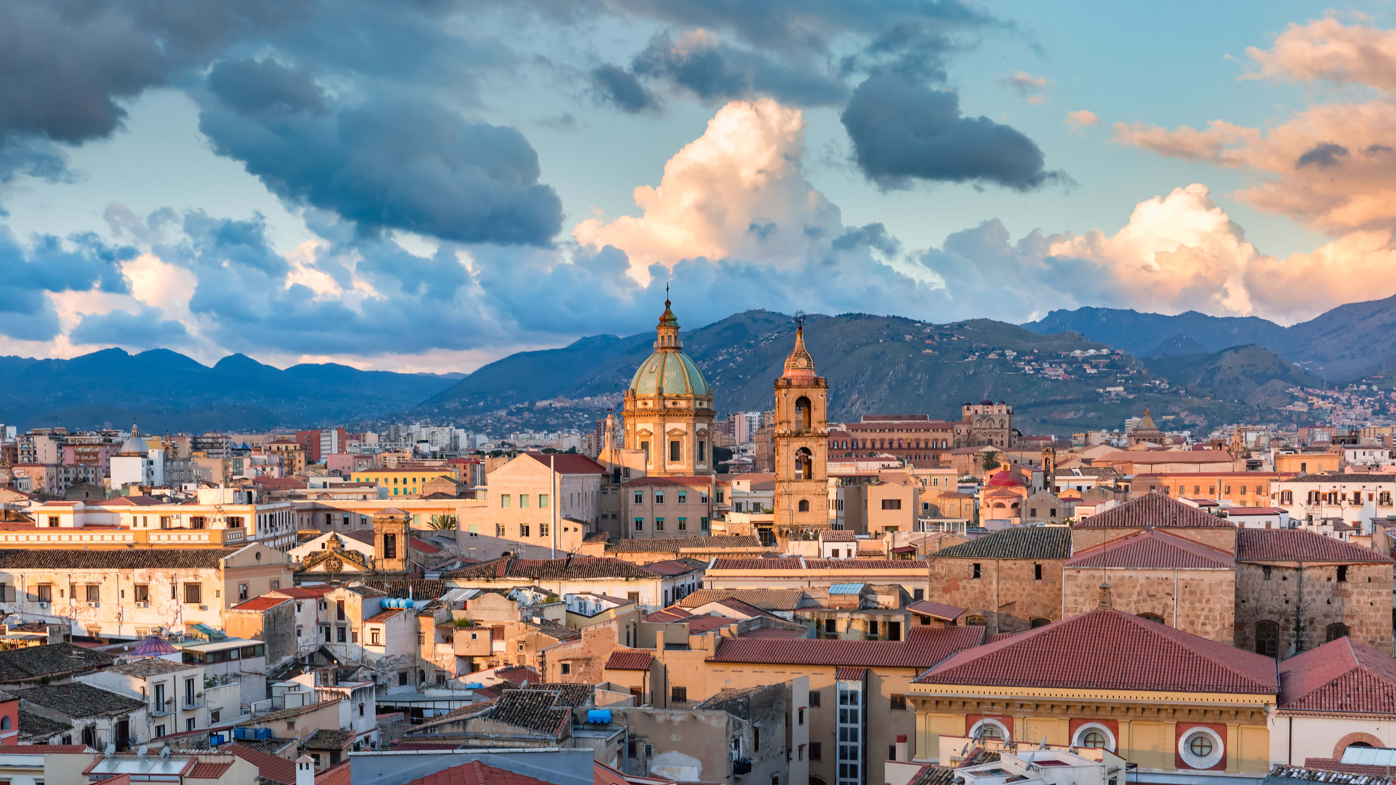 Torsdag 9. april - til Sicilia, ya som rrer ved alle sansar